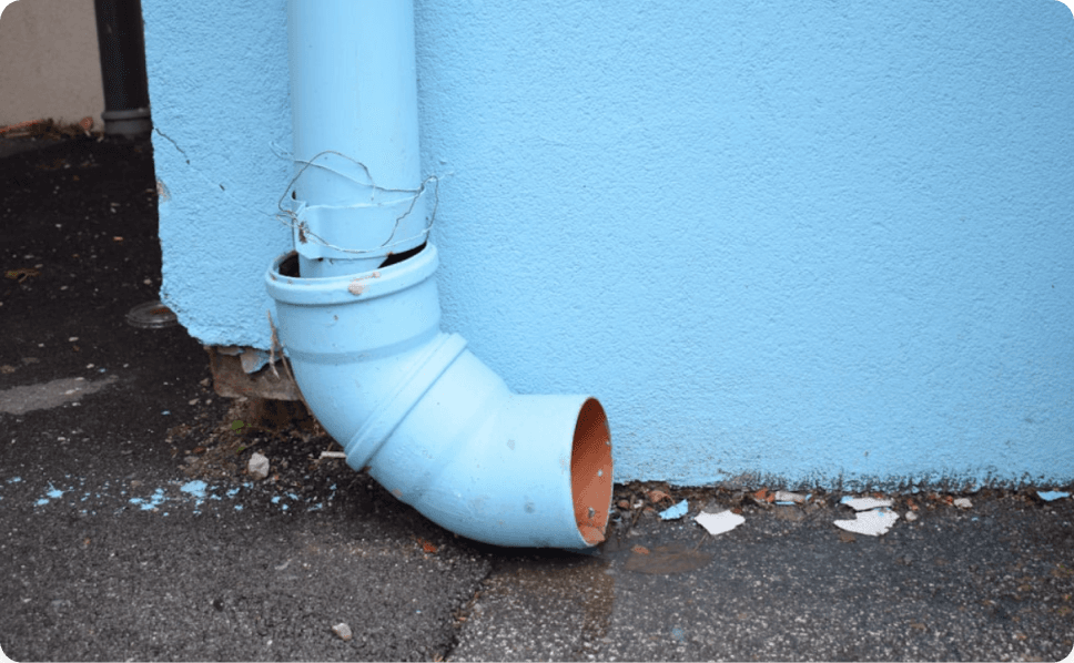 Sewer line cleaning service